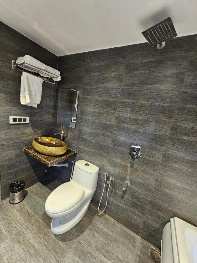 Rds Hotel Ahmedabad Luaran gambar